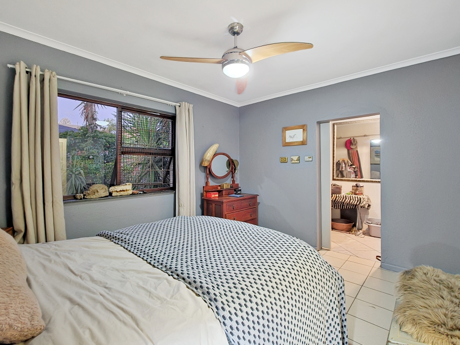 4 Bedroom Property for Sale in Sunridge Western Cape